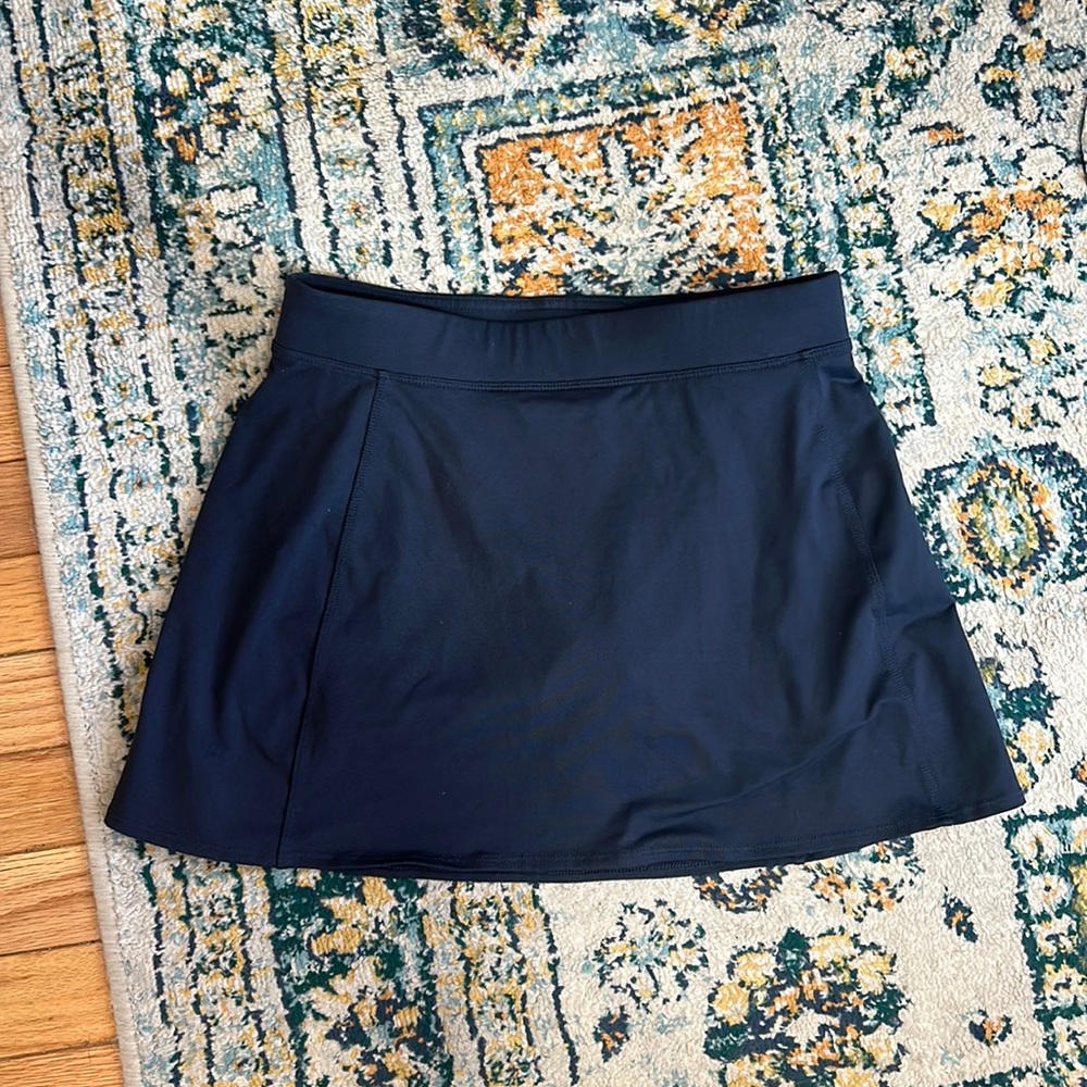 Aritzia navy tennis skirt